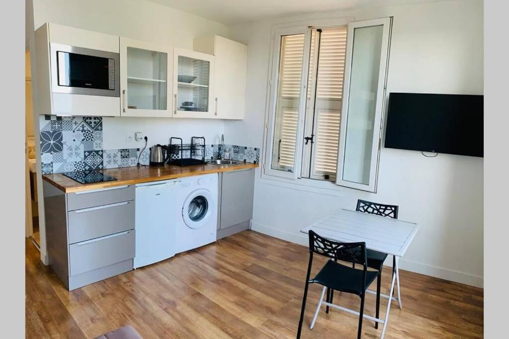 Studio Vue Mer Au Calme Proche Des Plages Apartment Ница Екстериор снимка