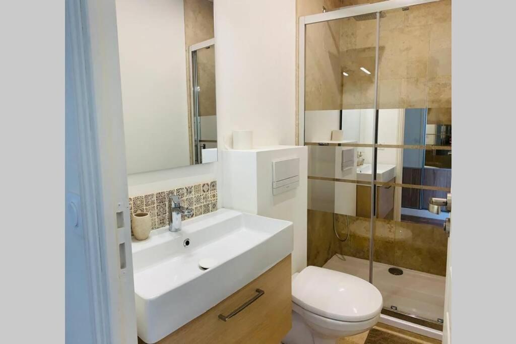 Studio Vue Mer Au Calme Proche Des Plages Apartment Ница Екстериор снимка